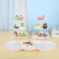 Présentoir à gâteaux carré à 3 niveaux blanc et plateaux à dessert en forme de cœur décoratifs - Support Carré Rayé (Tige Blanche) Avec Plateau En Cœur / 2 Présentoirs À Étages Et 3 Plateaux / Blanc