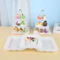 Présentoir à desserts blanc élégant et ensemble de plateaux en dentelle pour mariage - Support Carré Gaufré (Tige Dorée) Avec Plateau Carré En Dentelle Ajourée / 2 Présentoirs À Étages Et 3 Plateaux / Blanc