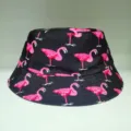 Schwarzer Anglerhut mit pinkem Flamingomuster, Sonnenschutz-Fischerhut für Damen und Herren - Allover Flamingo Druck