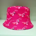 Leuchtend pinker Fischerhut aus Segeltuch mit weiß-rosa Flamingo-Aufdruck rundum - Rosaroter Flamingo