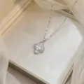 Elegante zilveren ketting met bloemhanger en heldere zirkoniasteentjes voor dames - Volledige Strass Radiale Bloem Stijl / X0424