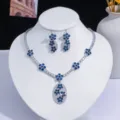 Parure de bijoux élégante avec collier et boucles d'oreilles fleurs en zircon bleu - Bleu Foncé et Blanc (PJ-222)