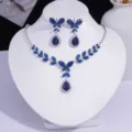 Ensemble élégant de bijoux papillon en zircon bleu saphir, collier et boucles d'oreilles - Style Papillon Base Bleu Foncé et Argent (PJ-203)