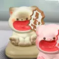 Adorable shouting cat and pink pig animal figurines for creative desktop decoration - Wealthy Cat (C) / Off White