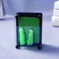 Jouet créatif d'art d'épingle 3D avec des broches en plastique vertes pour le bureau - L / Vert