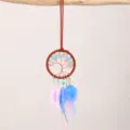 Atrapasueños artesanal de arbol de la vida adorno colgante con cristales naturales y plumas. - Azul Pálido