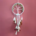 Détail du capteur de rêves Arbre de Vie blanc avec perles vertes et plumes brunes - 19cm / Café Clair