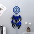 Attrape-rêves bleu et blanc fait main avec plumes pour une décoration murale artistique - Bleu