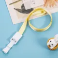 Laccetto giallo con clip in plastica bianca per porta badge tessera scolastica accessorio. - Giallo (con cordino)