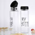 Transparante kunststof waterfles met zwarte dop, draagbare zomerse drinkbeker voor dagelijks - 500 ml / Zwart