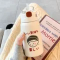Bouteille isotherme crème avec imprimé mignon et couvercle à paille intégré - Couvercle Rond Thé au Lait Énergétique / 350ml / Rouge
