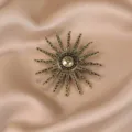 Vintage gold sun brooch detail, elegant starburst metal pin accessory for suit clothing. - Sun / Gold