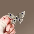 Exquisite Butterfly Brooch, Vintage Rhinestone Pearl Blue Stone Coat Pin Accessory - Silver Butterfly / Silver