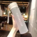 Gourde de sport portable en plastique avec sangle, grand gobelet mat pour le fitness et voyage. - 800 ml [Dépoli] gris clair