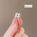 Kleiner goldener Seidenschal-Clip mit vier eleganten Perlen, 1,5 cm - 1.5cm No. 6