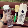 Bouteille d'eau en plastique portable avec brosse de nettoyage et sac, 500ml claire. - Couvercle blanc transparent en PC 800 ml