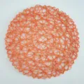 Moderne minimalistische ronde geweven papier touw placemat detail, oranje isolatiemat. - Oranje