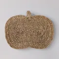 Natural straw braided placemat handmade heat resistant table mat kitchen decoration. - Apple / 25x31cm