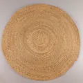 Vista dettagliata di un tappeto rotondo intrecciato a mano in giacinto d'acqua rustico naturale. - Diametro 60CM / Colore originale