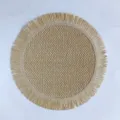 Tovaglietta rotonda in corda di carta con frange, elegante tappetino decorato per la cucina. - 38 cm / Beige