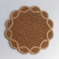 Round floral-shaped paper woven placemat with scalloped edges in natural brown - 38 cm / Brown