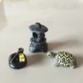 Miniature resin figurine set with turtle and Japanese stone lantern decorations - Turtle Set