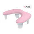 Detailansicht eines tragbaren rosa PU U-förmigen Nagel-Armlehnenkissens für Maniküre - U-Förmiges Leder-Nagelkissen / Rosa