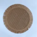 Set da tavola rotondo in corda di carta intrecciata con bordo a frange, elegante decorazione. - 38 cm / Caffè