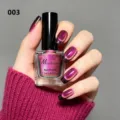 Purple cat-eye nail polish with shimmering magnetic effect, 7.5ml bottle detail view - Dopamine Cat Eye Nail Polish 03