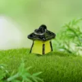 Mini lanterne lumineuse en résine pour microlandscape, décoration de plantes grasses, décor lumineux. - Lanterne lumineuse jaune
