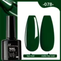 Nuancier de vernis gel vert foncé comparant les finitions top coat brillant et mat - 078 (Vert Foncé)