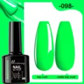 Vue détaillée du vernis gel UV/LED vert néon avec des échantillons brillants et mats - 098 (Vert Fluorescent)