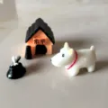 Miniature three-piece resin white dog and doghouse set for micro landscapes and bonsai - Puppy Three Piece Set
