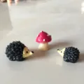 Miniature resin hedgehog and mushroom figurine set for succulent garden micro landscape - Hedgehog Set