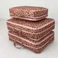 Sac de rangement motif léopard avec fermeture éclair rose, grand organisateur de vêtements. - Imprimé Léopard Rose