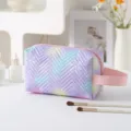 Mini portable waterproof makeup bag with colorful gradient and quilted snowflake pattern - With Handle / Purple Yellow Dots