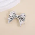 Silver bow-shaped DIY pendant with a smooth UV-plated finish for accessories - 3.5x3.1cm