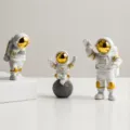 Ensemble de figurines d'astronautes créatives résine spationaute déco maison cadeaux - Petit ensemble de 3 pièces doré exquis