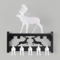Estante de pared ciervo nordico con ganchos cola de animal negro y blanco decorativo - Estante blanco y negro + Alce blanco