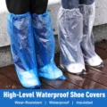 Cubrezapatos de lluvia desechables impermeables y gruesos, antideslizantes en azul y transparente. - Cubiertas de Zapatos Transparentes Largas / Blanco
