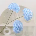 Elegante hellblaue künstliche 3-köpfige Plissee-Hortensie für Wohndekoration - Hellblau