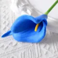 Blaue PU Mini Calla Lilie Kunstblume für Hochzeit Heimdekoration Fotografie Requisite Neu - Saphirblau