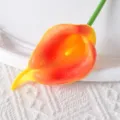 Künstliche PU Mini Calla Lilie Blume Deko Hochzeit Fotografie Requisite Kunstpflanze - Sonnenuntergangsrot