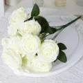 Bouquet de roses blanches artificielles 10 têtes arrangement floral pour décoration de mariage. - Blanc Crème