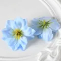 Cabezas de flores artificiales azul claro para accesorios de cabello DIY y decoración. - Azul cielo