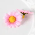 Têtes de marguerites roses artificielles pour bricolage, accessoires de cheveux et mariage. - Rose à cœur jaune