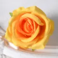Cabeza de rosa artificial amarilla flor de seda para decoración de bodas y manualidades 1pc - Naranja