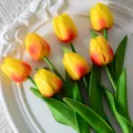 Mini tulipán de plástico PU flor artificial amarillo rojo decoración de hogar boda - Rojo Atardecer