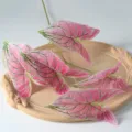 Feuilles de Caladium Artificielles 5-Fourches Fausse Plante Verte Déco Maison. - Rose clair à motifs verts