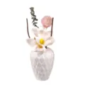 Jarrón de cerámica blanca difusor de aroma sin llama con flores secas y decoración. - Ciudad del Amor / 60 ml de aceite esencial de regalo